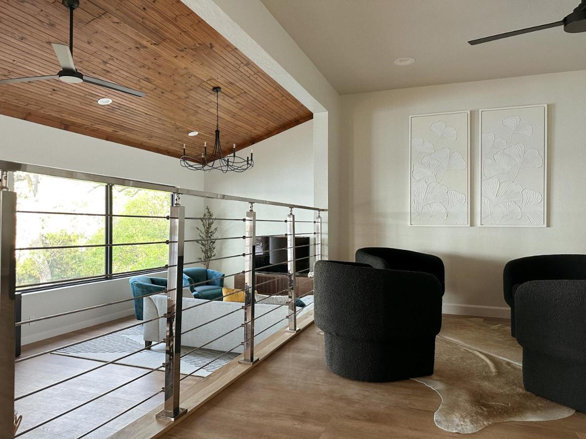 Newly Renovated 4B, 2.5 Bath Lakefront Home With South Grand Lake Views And Dock Vinita Exterior foto