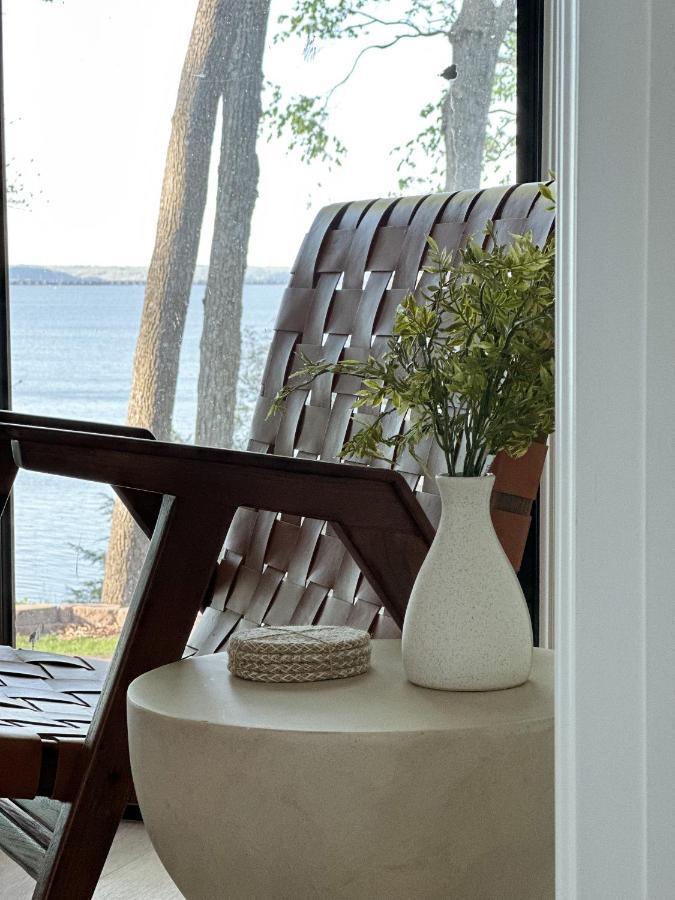 Newly Renovated 4B, 2.5 Bath Lakefront Home With South Grand Lake Views And Dock Vinita Exterior foto