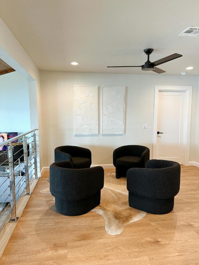 Newly Renovated 4B, 2.5 Bath Lakefront Home With South Grand Lake Views And Dock Vinita Exterior foto