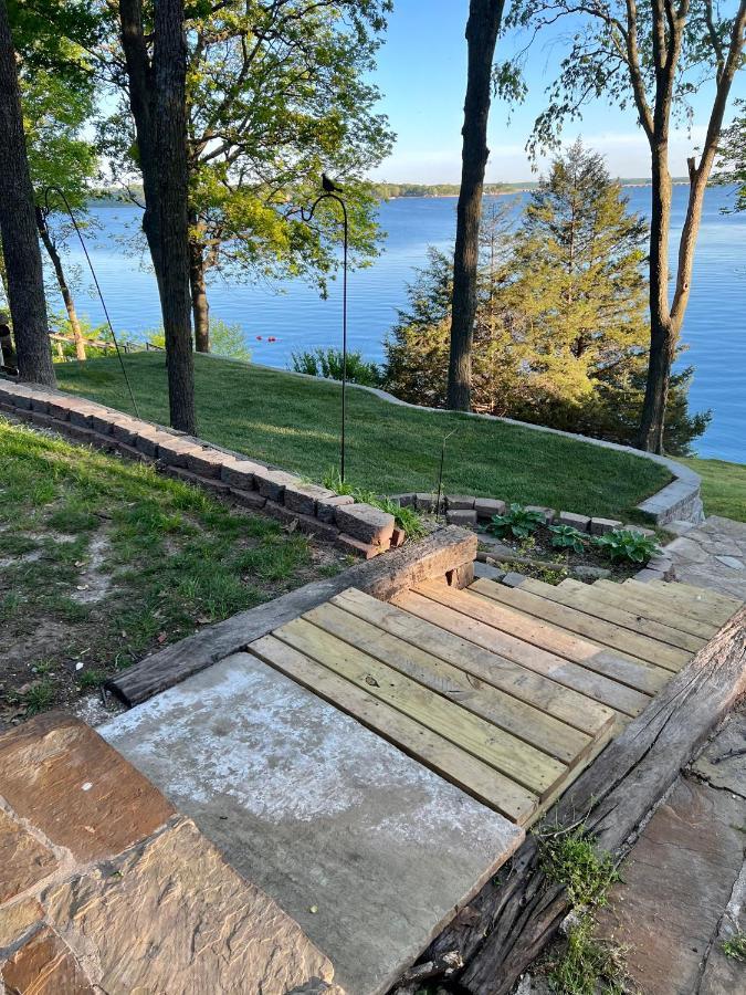 Newly Renovated 4B, 2.5 Bath Lakefront Home With South Grand Lake Views And Dock Vinita Exterior foto