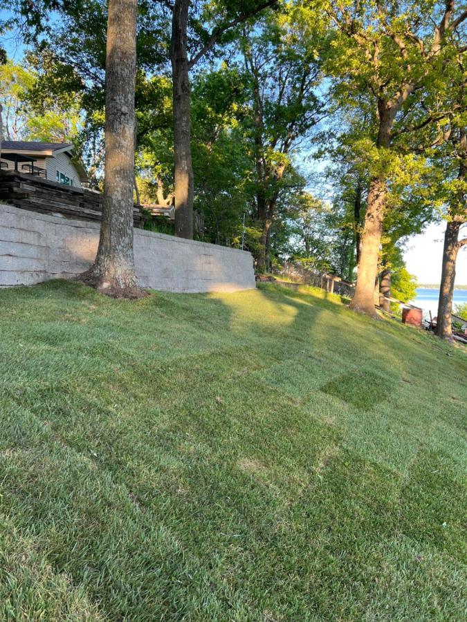 Newly Renovated 4B, 2.5 Bath Lakefront Home With South Grand Lake Views And Dock Vinita Exterior foto