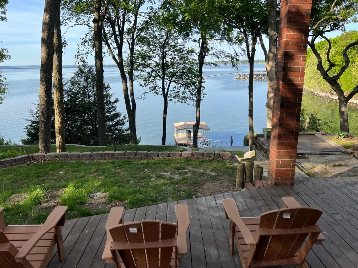 Newly Renovated 4B, 2.5 Bath Lakefront Home With South Grand Lake Views And Dock Vinita Exterior foto